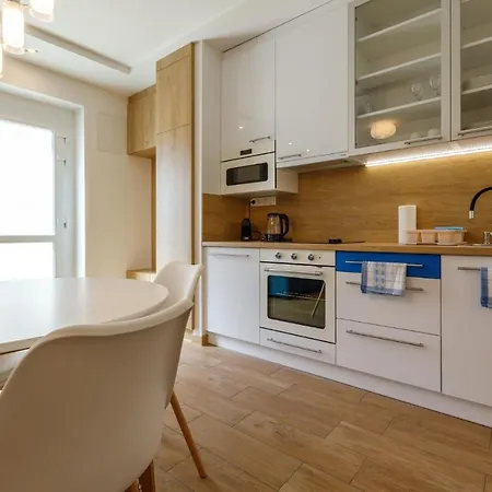 La Bella Centrum Kek Zoeld *