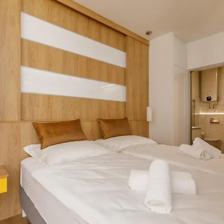 La Bella Centrum Kek Zoeld Apartamento
