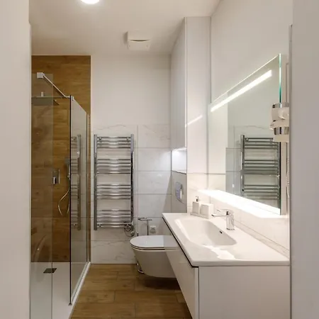 La Bella Centrum Kek Zoeld Apartamento *