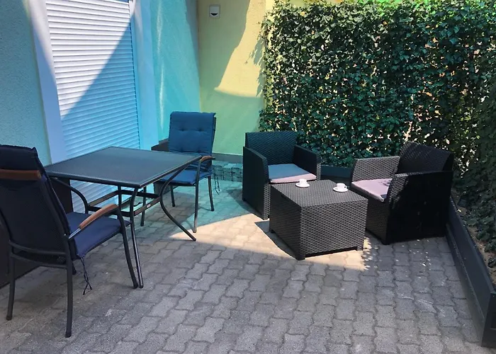 La Bella Centrum Kek Zoeld Апартаменты Хевиз