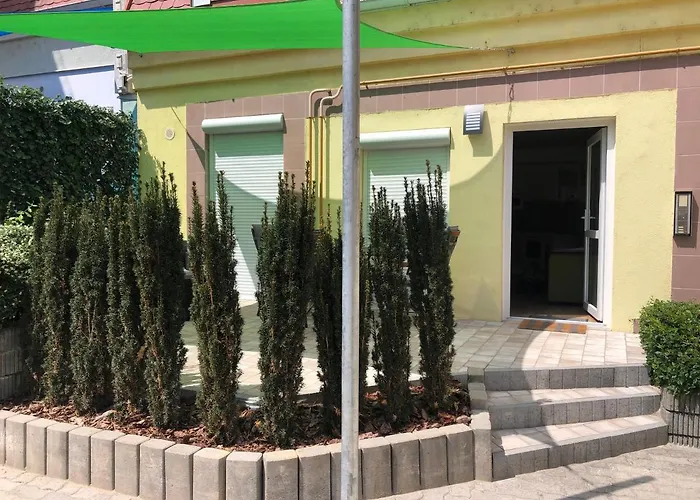 La Bella Centrum Kek Zoeld * Хевиз